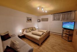 Schlafzimmer5.jpg